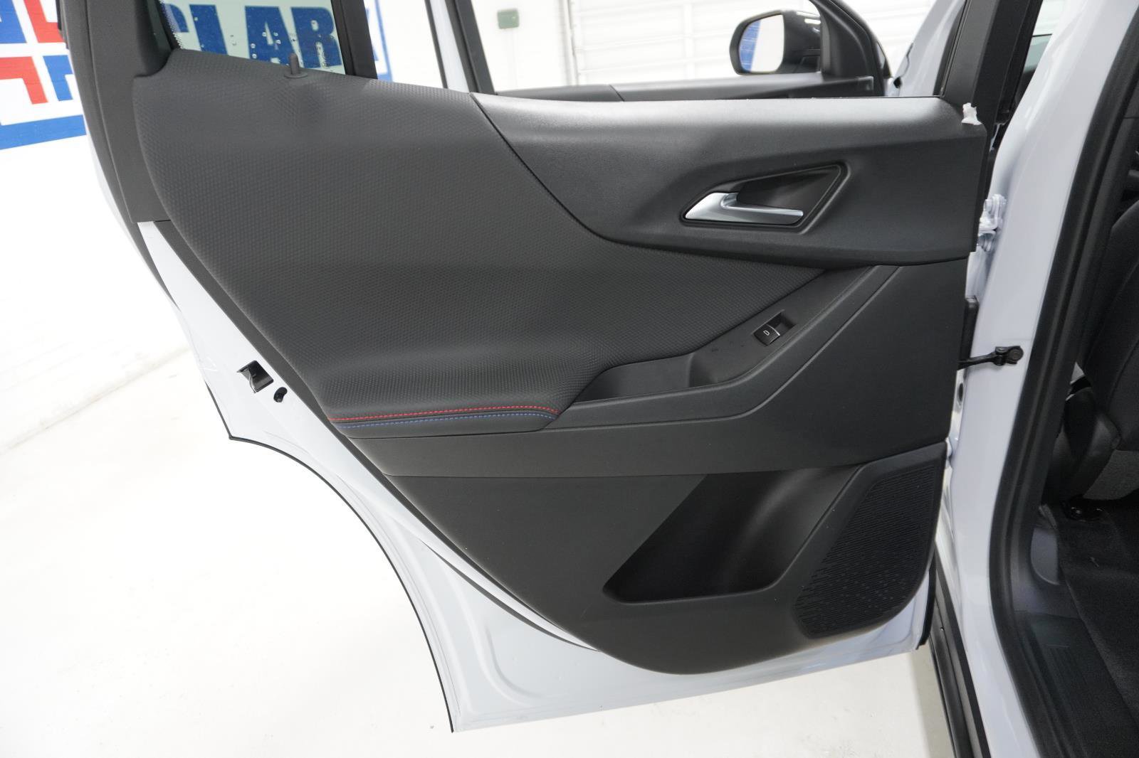 New 2026 Chevrolet Equinox RS w/ Convenience Package III image 35