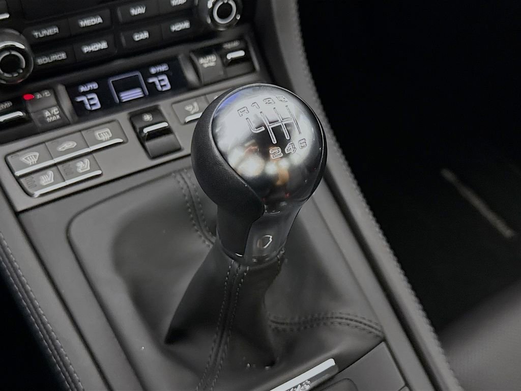 Certified 2024 Porsche 718 Cayman RWD image 19