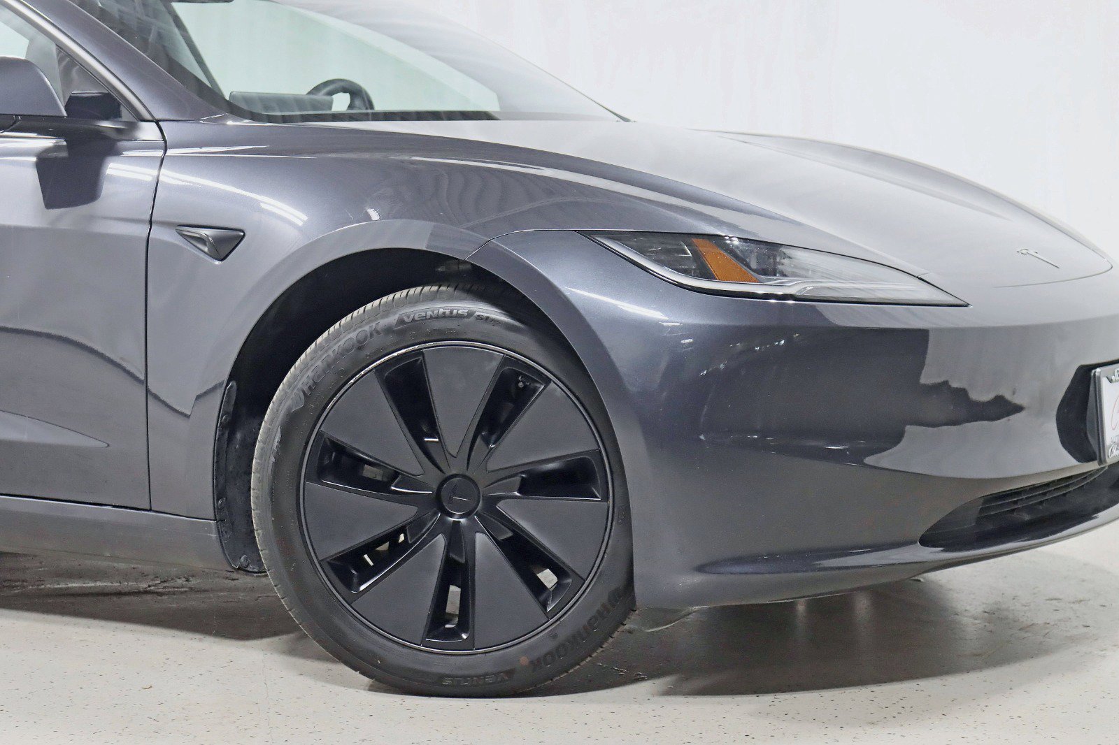 Used 2025 Tesla Model 3 Long Range AWD/4WD image 5
