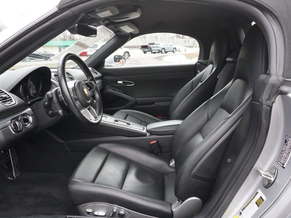 Used 2023 Porsche 718 Boxster S w/ Sport Chrono Package image 25