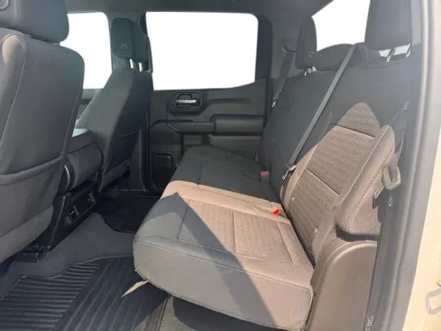 Used 2023 Chevrolet Silverado 1500 Custom AWD/4WD image 16