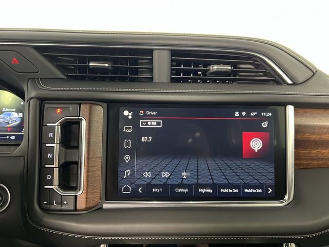 Used 2023 GMC Yukon XL Denali Ultimate image 14