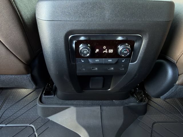 New 2026 Chevrolet Tahoe High Country AWD/4WD image 23