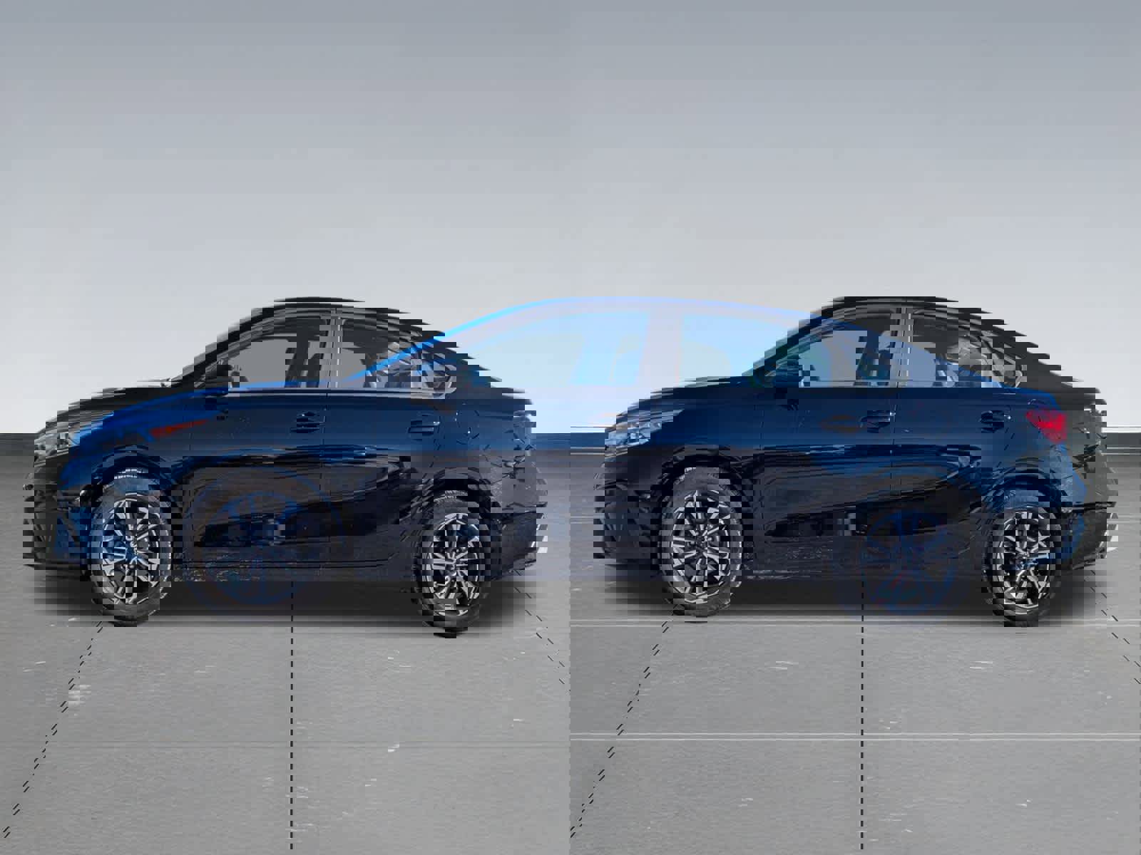 Used 2024 Kia Forte LXS image 3