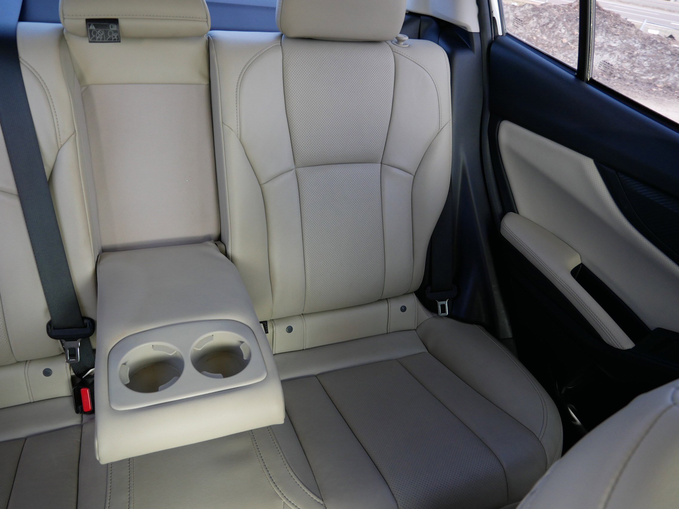 Used 2018 Subaru Impreza 2.0i Limited image 14