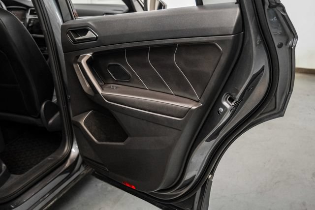 Used 2024 Volkswagen Tiguan SEL R-Line AWD/4WD image 31