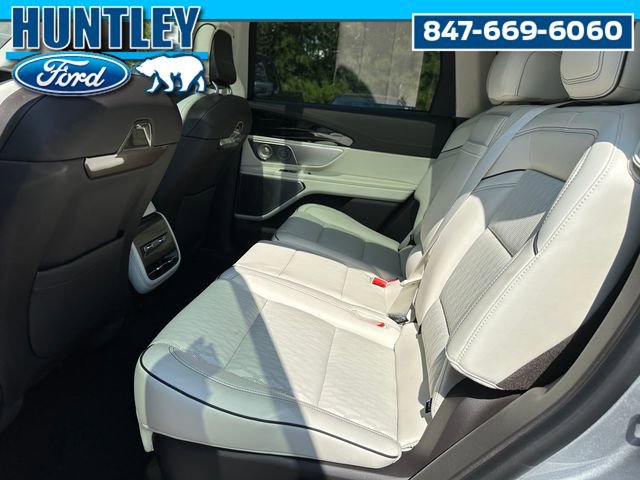 Used 2024 Lincoln Nautilus Black Label AWD/4WD image 16