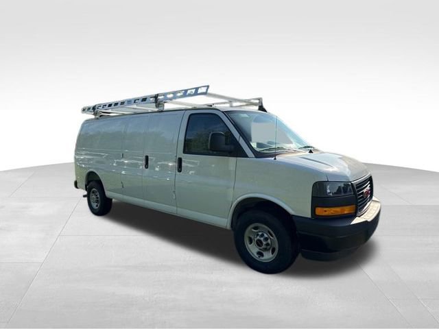 New 2025 GMC Savana 3500 Extended w/ Driver Convenience Package image 3