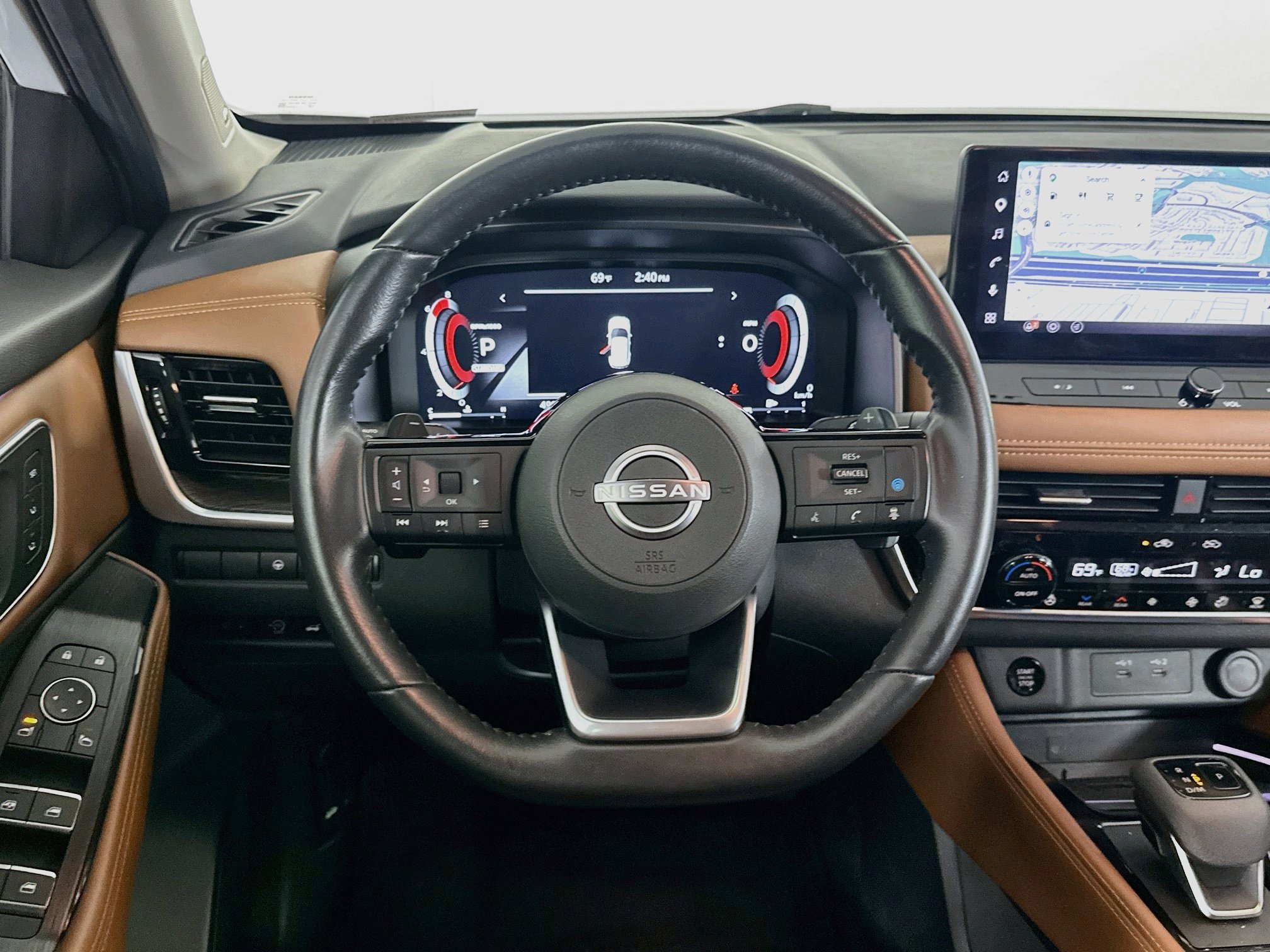 Used 2024 Nissan Rogue Platinum w/ Platinum Premium Package FWD image 18