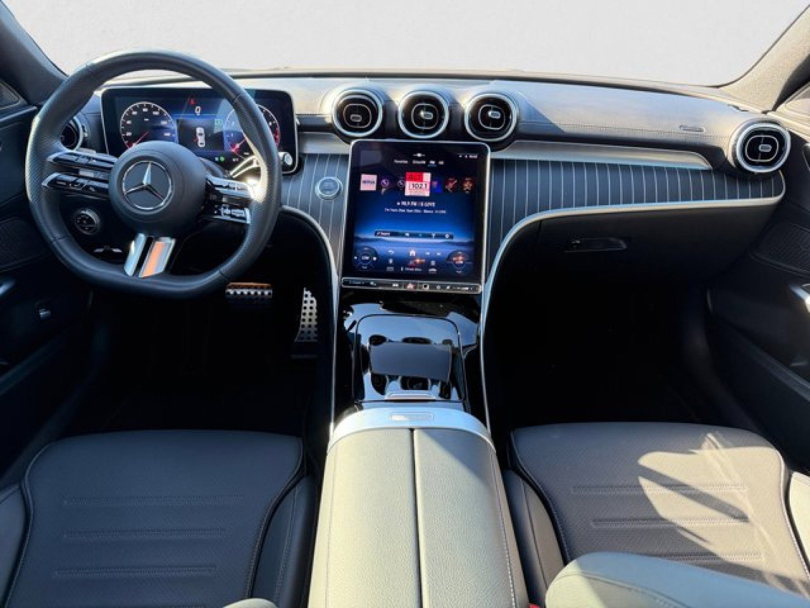 Used 2024 Mercedes-Benz C 300 4MATIC Sedan image 13