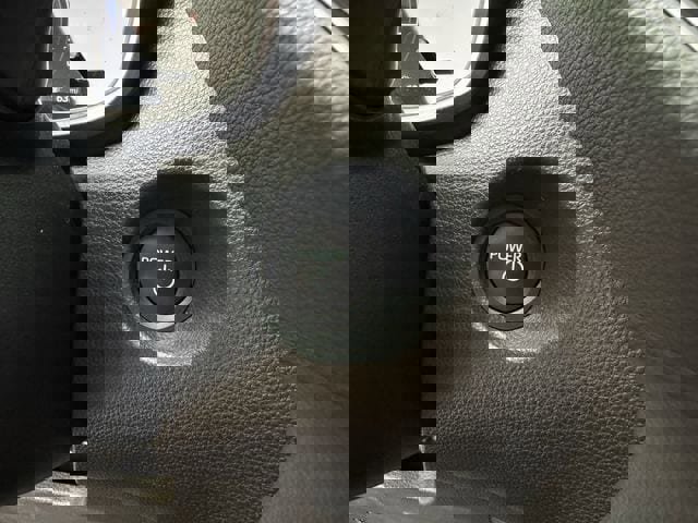 Used 2025 Toyota Corolla Cross AWD Hybrid w/ Convenience Package image 24