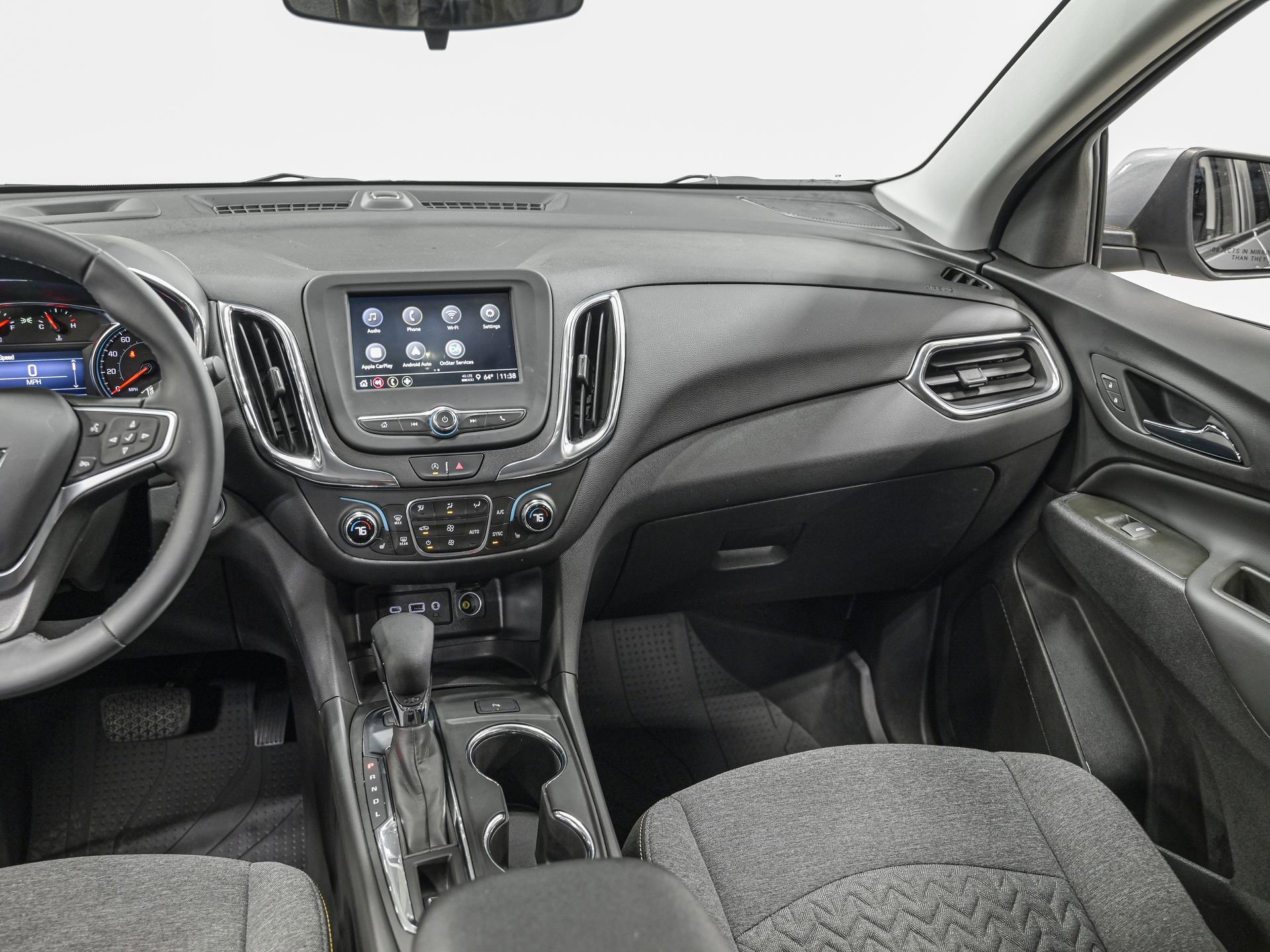 Used 2023 Chevrolet Equinox LT image 29