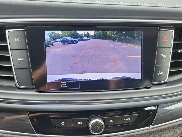 Used 2023 Buick Enclave Essence AWD/4WD image 21