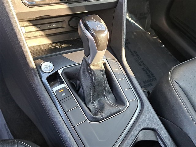 Used 2023 Volkswagen Tiguan SE image 32