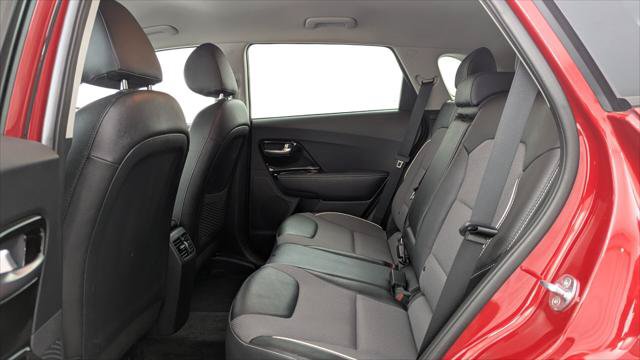 Used 2022 Kia Niro EX FWD image 17
