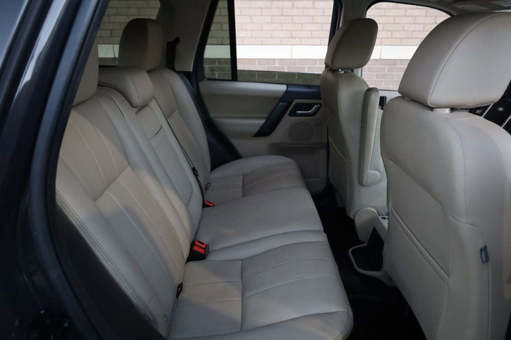 Used 2012 Land Rover LR2 HSE image 23