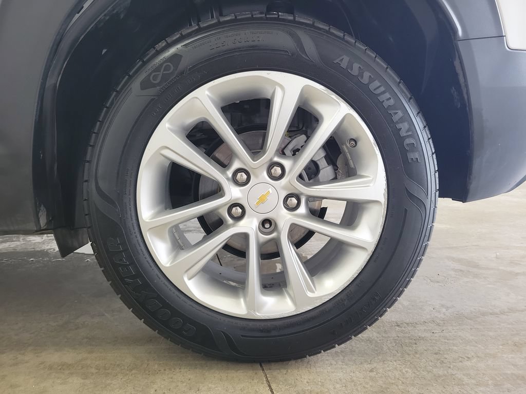 Used 2024 Chevrolet TrailBlazer LS w/ LS Confidence Package FWD image 11