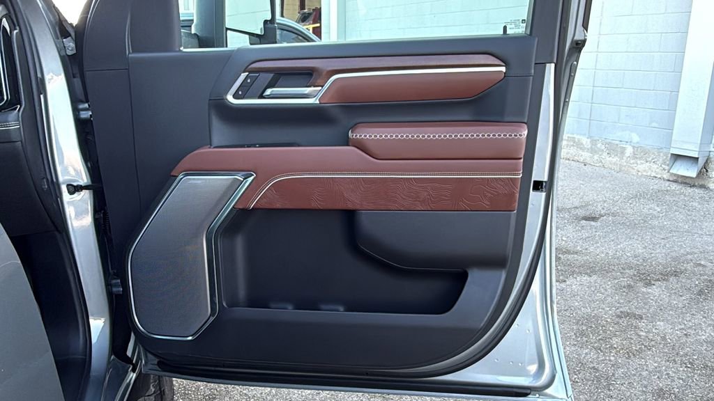 Used 2026 GMC Sierra 2500 Denali Ultimate image 27