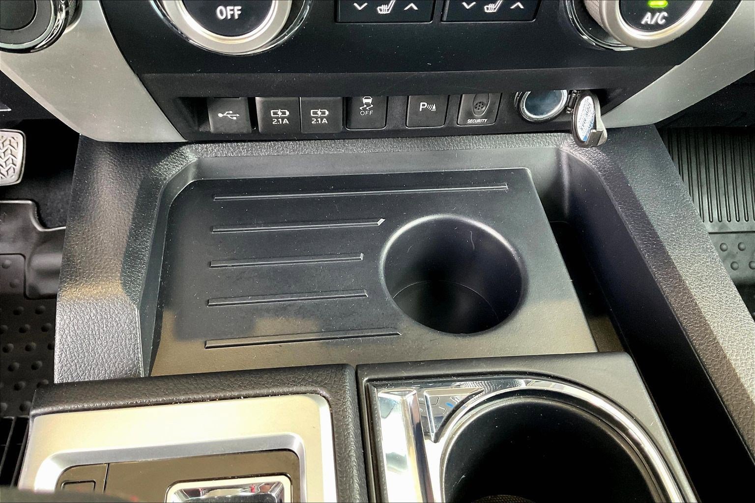 Used 2020 Toyota Tundra Limited w/ Limited Premium Package image 16