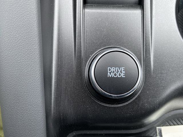 New 2026 Ford Explorer Active w/ Active Comfort Package image 22