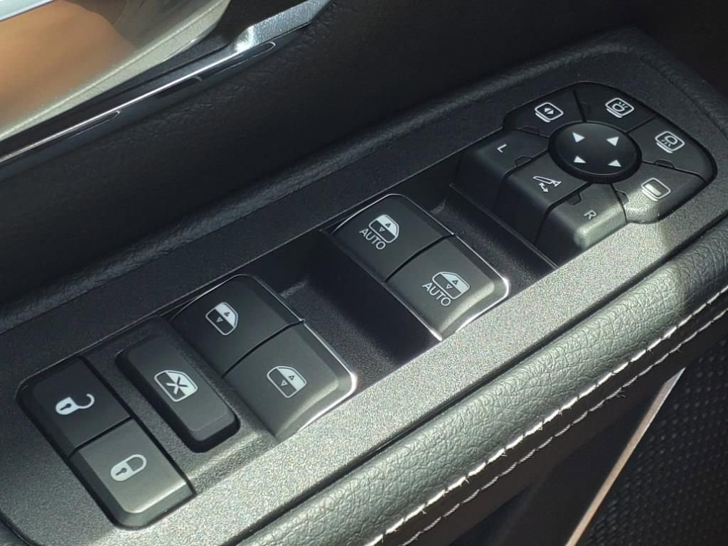 New 2025 RAM 1500 Laramie w/ Laramie Southwest Edition image 12