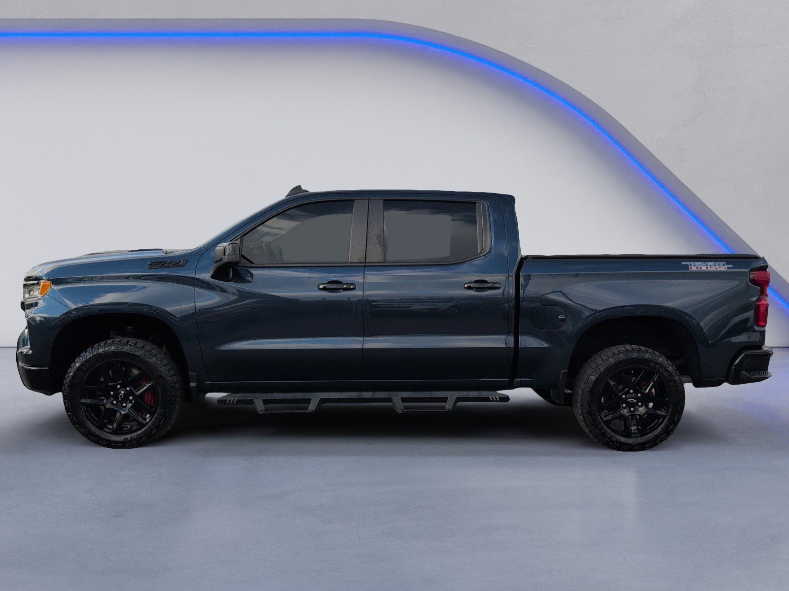 Used 2023 Chevrolet Silverado 1500 LT Trail Boss w/ Protection Package image 11