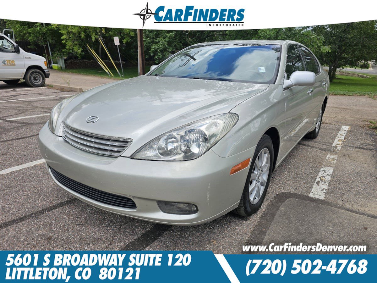 Used 2004 Lexus ES 330 FWD image 1
