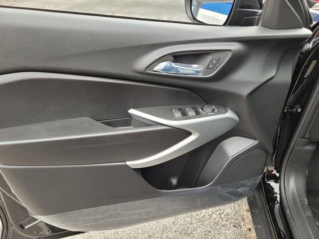 New 2026 Chevrolet Trax LS image 12