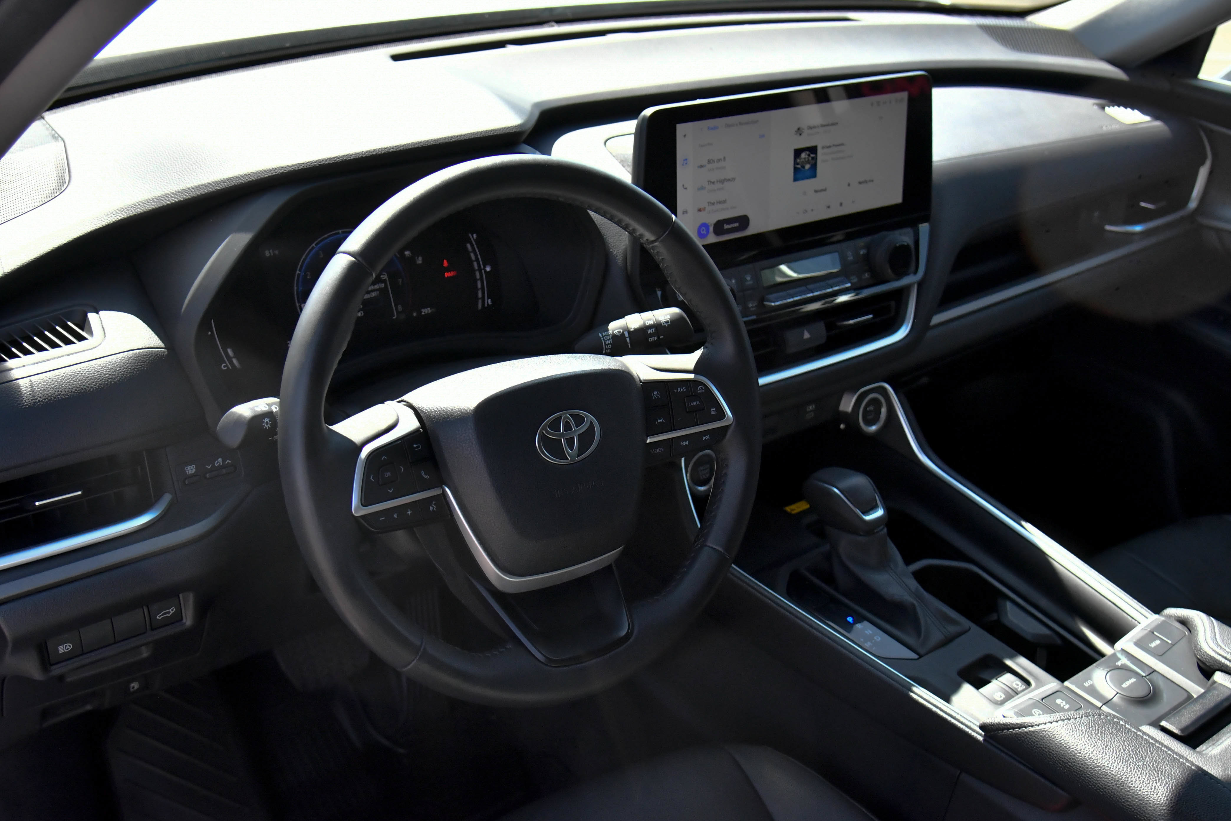 Used 2024 Toyota Grand Highlander FWD image 16