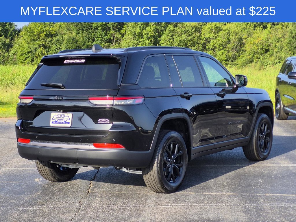 New 2026 Jeep Grand Cherokee Altitude RWD image 9