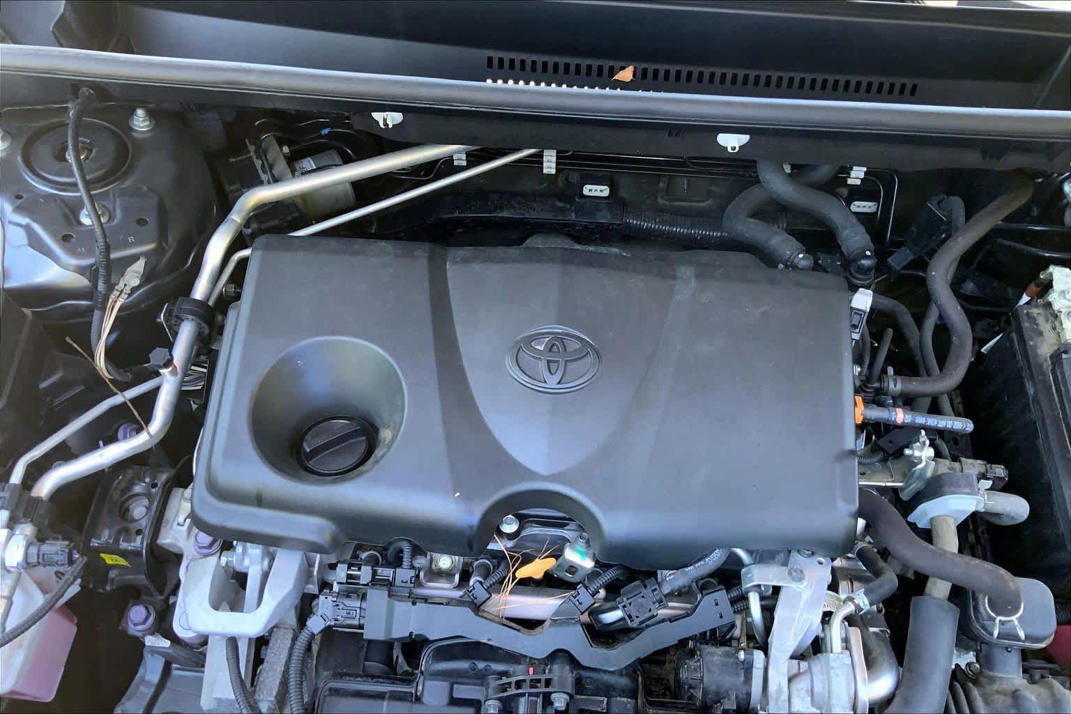 Used 2019 Toyota RAV4 XLE image 31