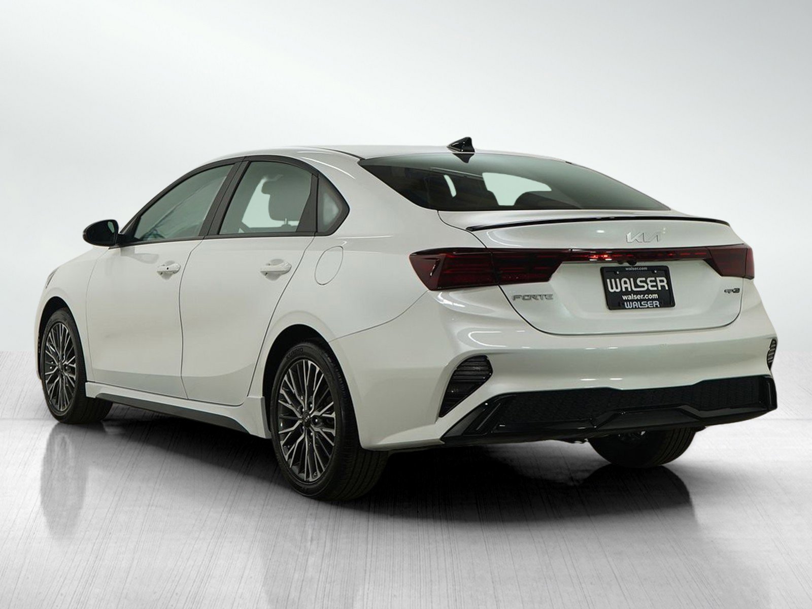 Used 2024 Kia Forte GT-Line image 5