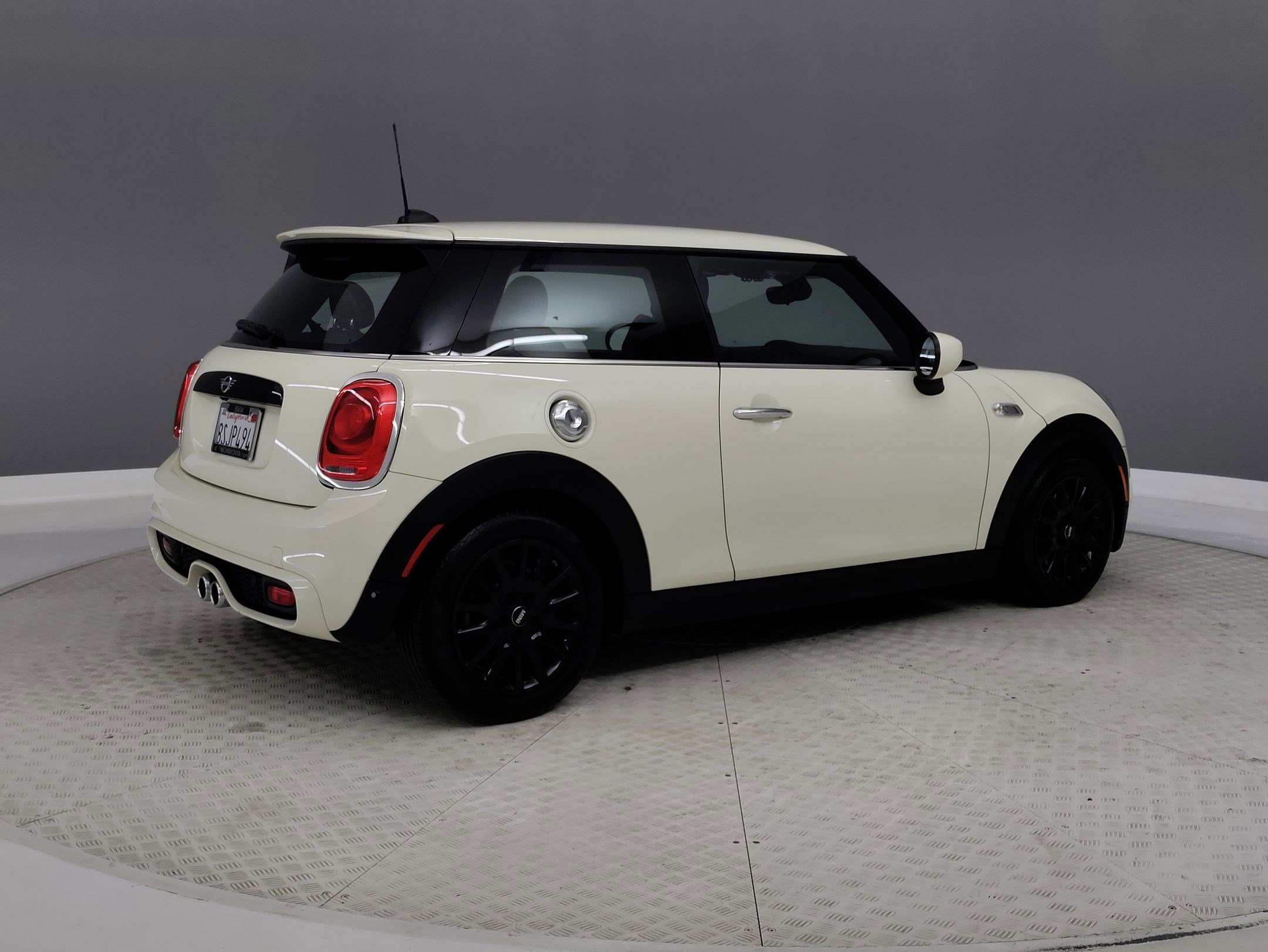 Certified 2020 MINI Cooper S image 6