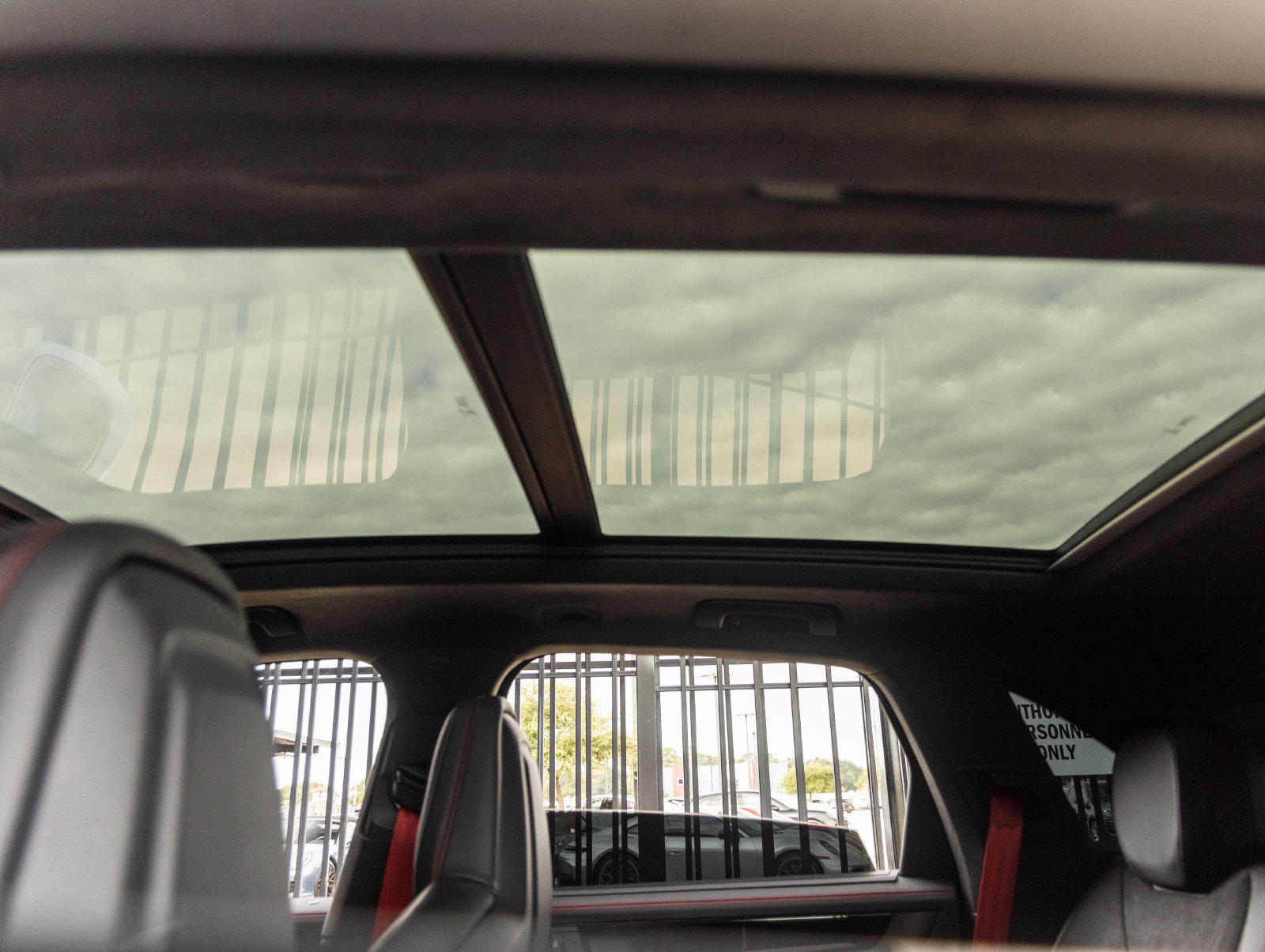 Certified 2025 Porsche Cayenne GTS AWD/4WD image 25