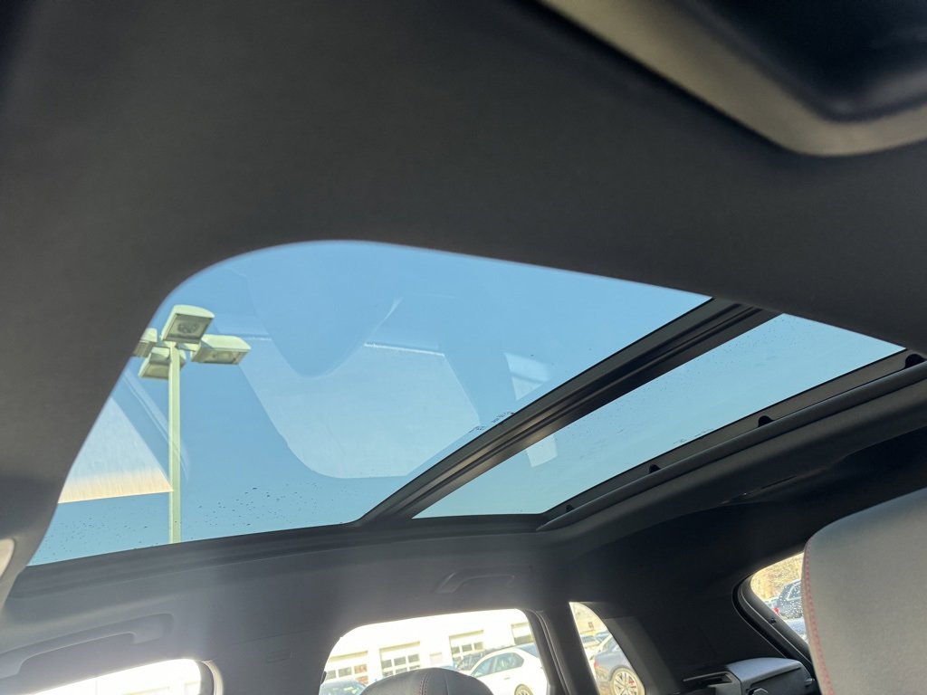 Certified 2025 Audi Q3 2.0T Premium Plus w/ Premium Plus Package image 12