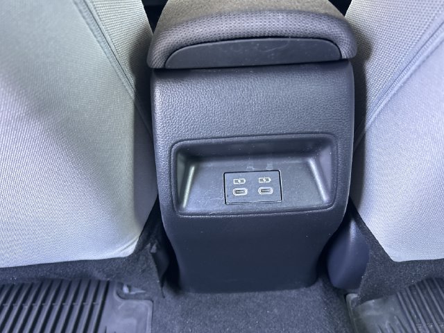 Used 2026 Toyota Corolla LE FWD image 31