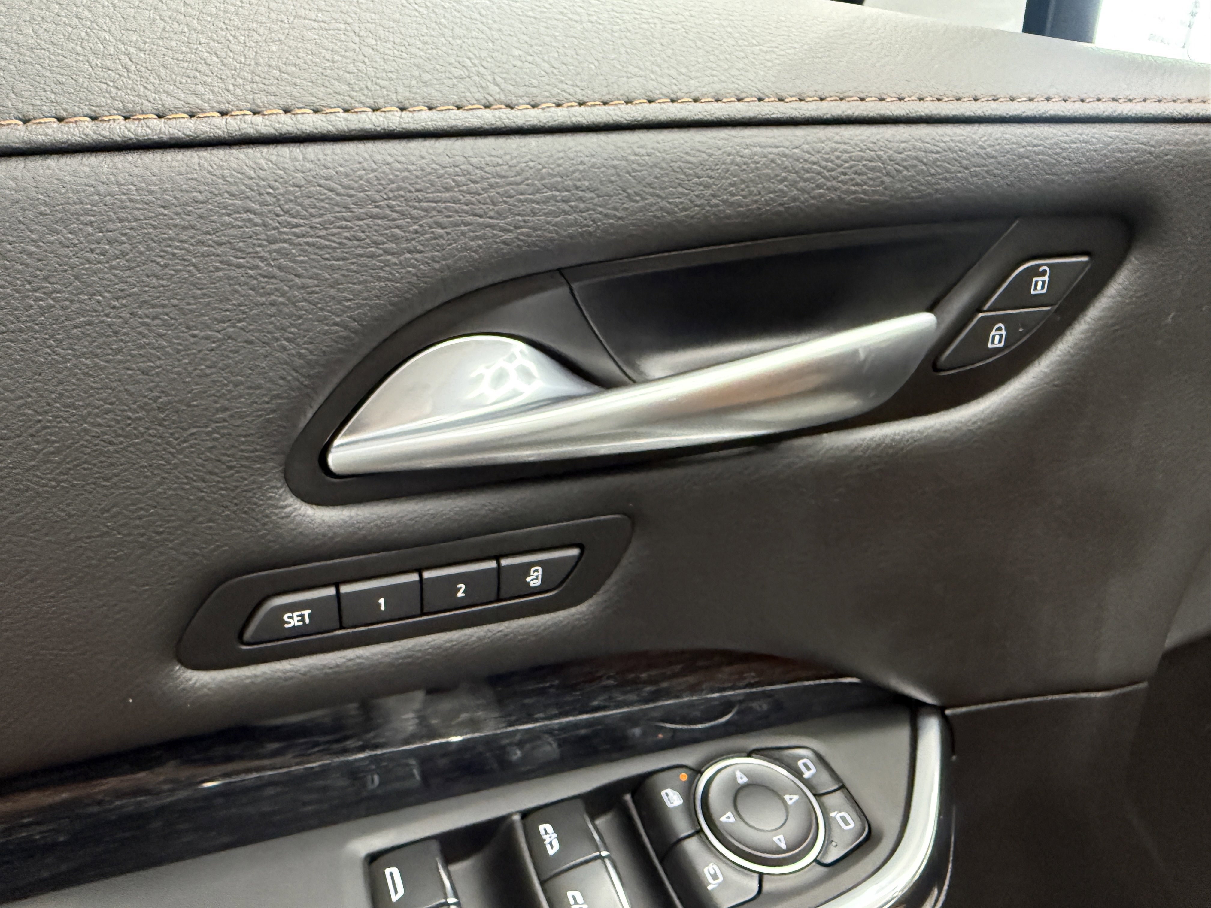 Used 2024 Cadillac XT4 Sport image 12