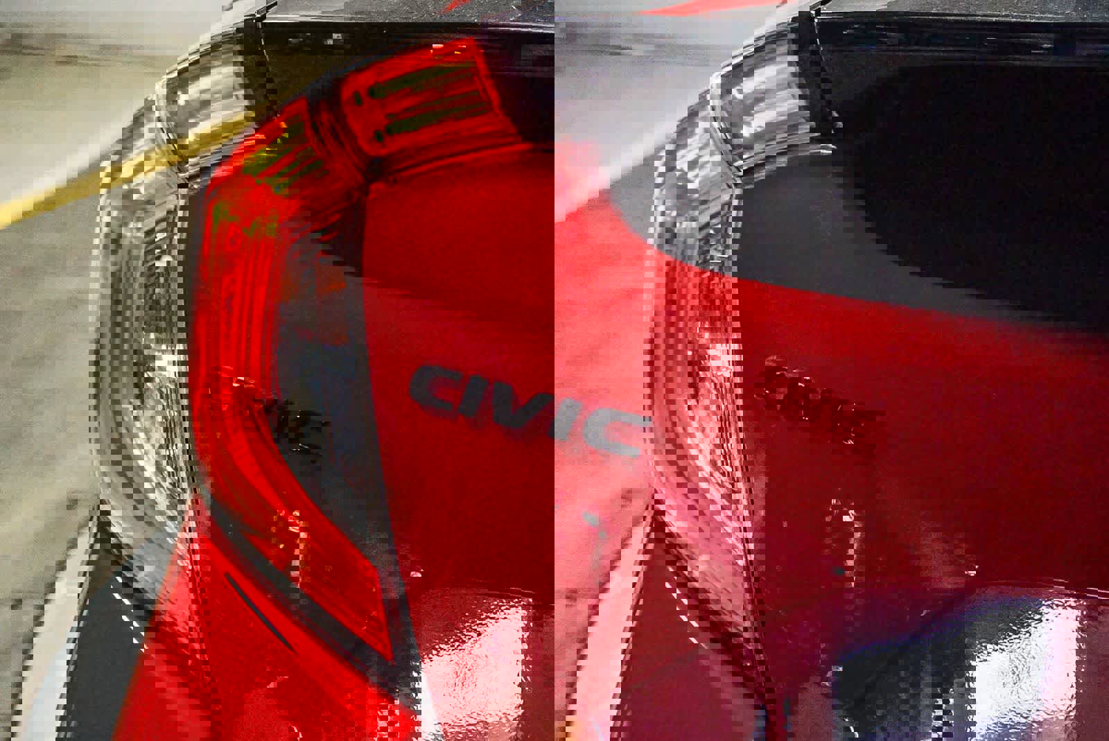 Used 2019 Honda Civic Sport image 11