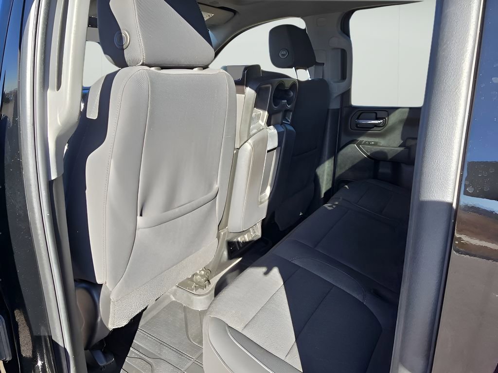 Used 2022 Chevrolet Silverado 2500 LT w/ Convenience Package image 16