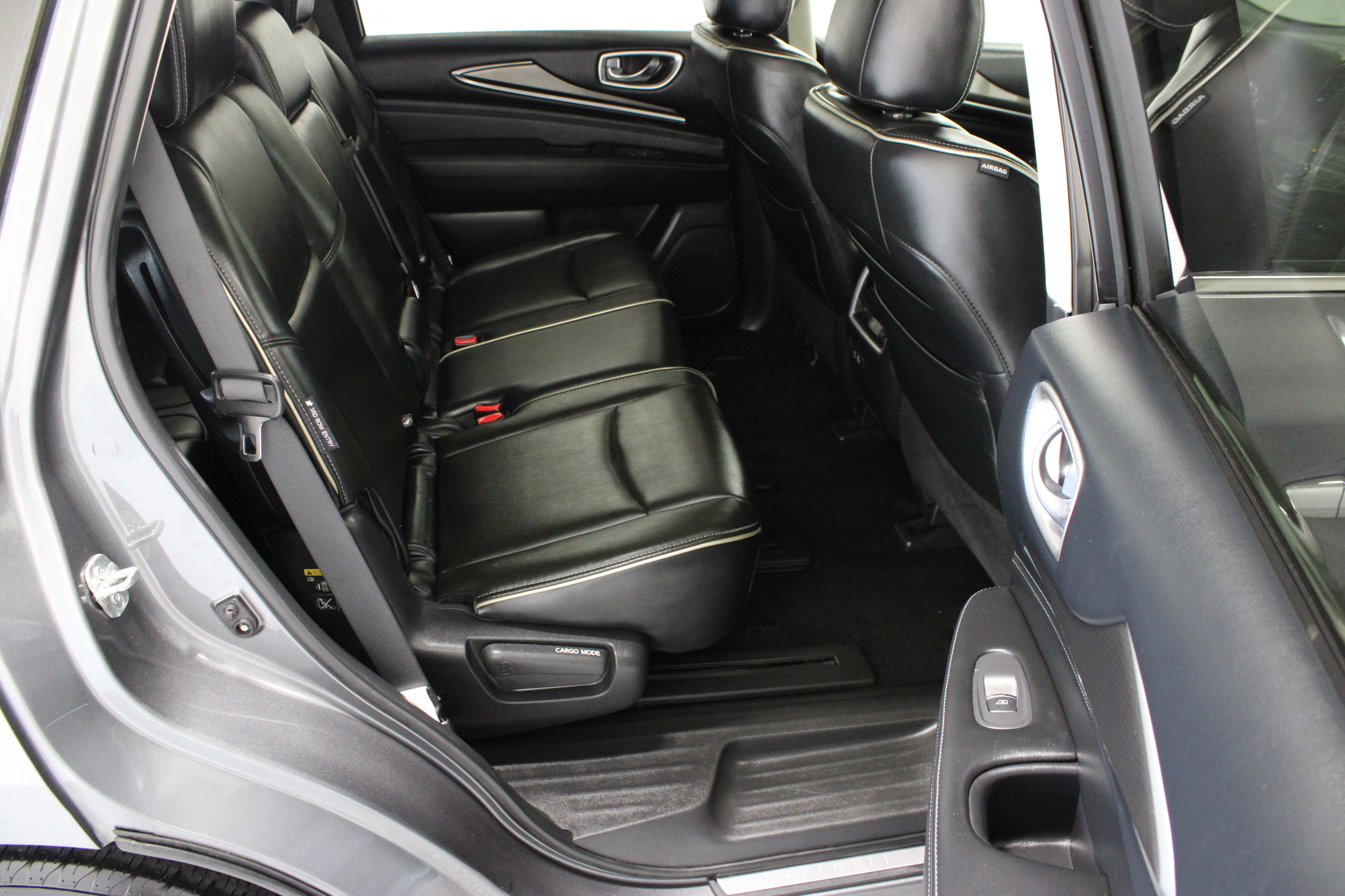 Used 2019 INFINITI QX60 Pure AWD/4WD image 38