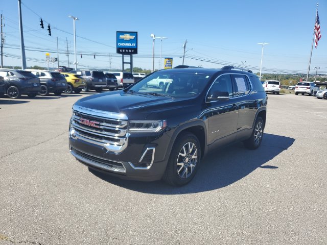 Used 2023 GMC Acadia SLT AWD/4WD image 2