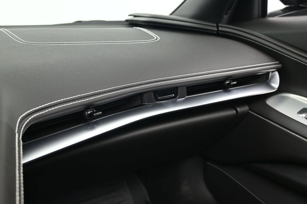 Used 2026 Chevrolet Corvette Stingray Preferred Conv w/ Z51 Performance Package RWD image 19
