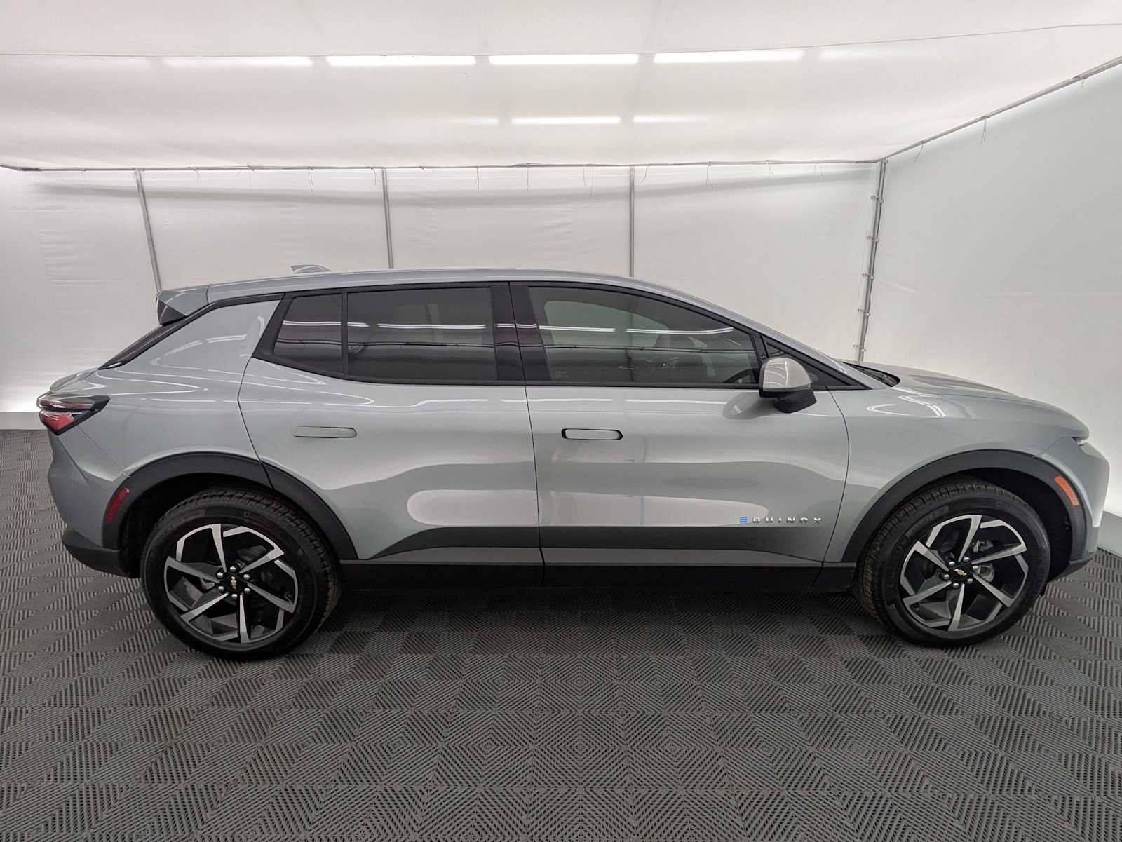 New 2026 Chevrolet Equinox EV LT w/ Comfort Package image 7