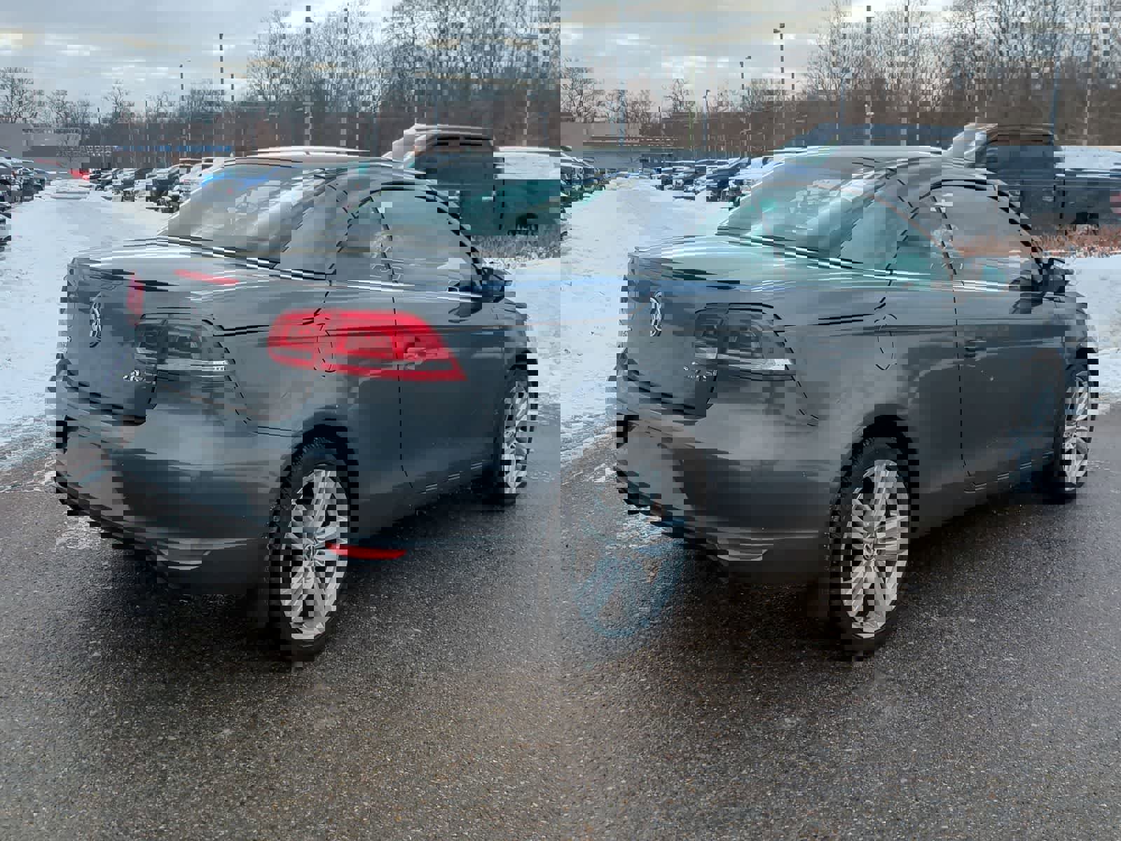 Used 2013 Volkswagen Eos Executive image 8