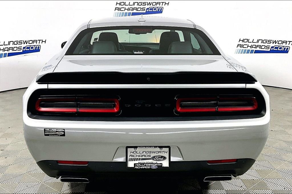 Used 2023 Dodge Challenger R/T w/ Plus Package image 4