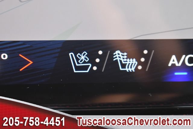 New 2026 Chevrolet Traverse RS w/ LPO, Floor Liner Package FWD image 35