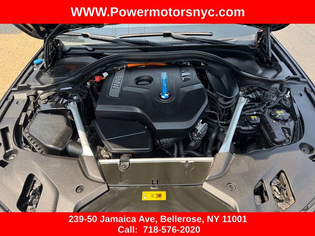 Used 2019 BMW 530e w/ Convenience Package RWD image 19