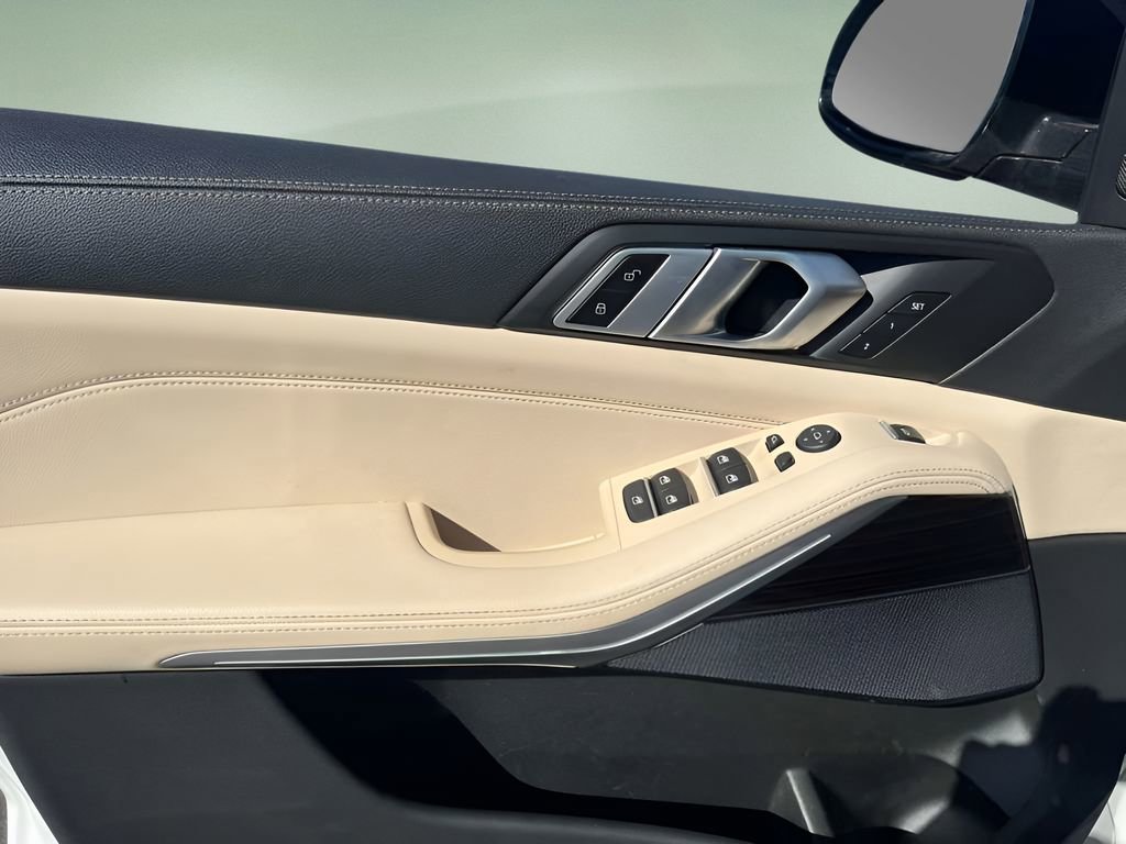 Used 2021 BMW X5 xDrive40i w/ Premium Package 2 image 20