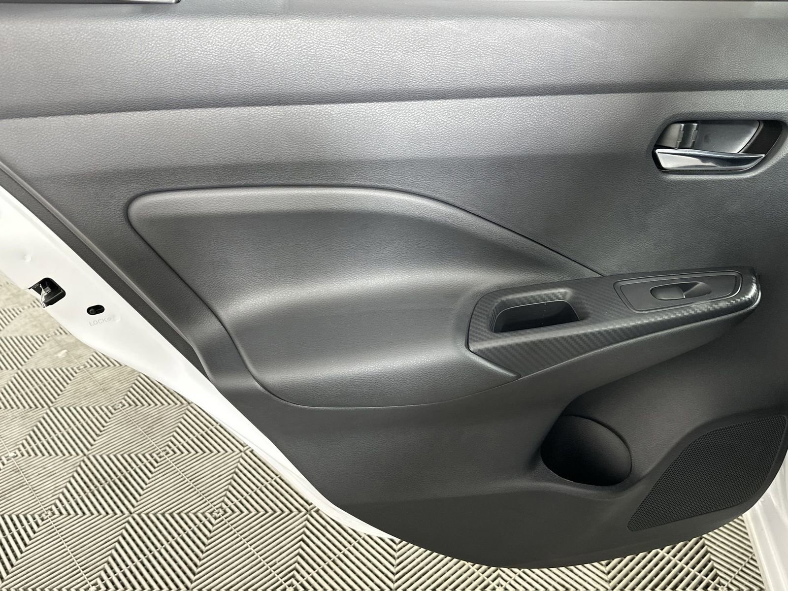 New 2025 Nissan Versa SV FWD image 30