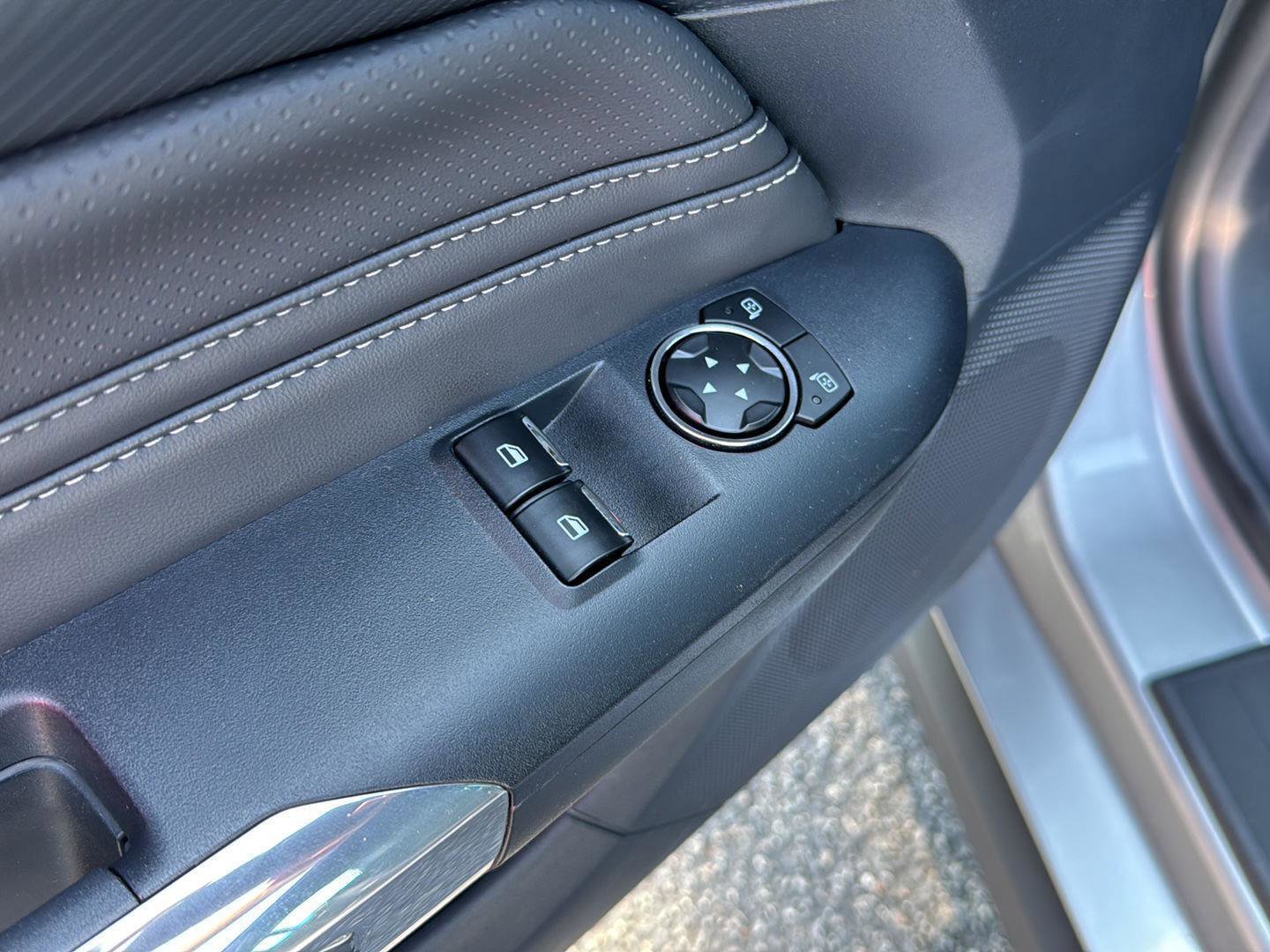 Used 2024 Ford Mustang Premium image 23